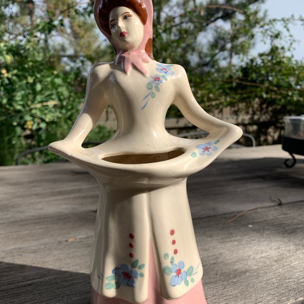 Vintage 40’s Weil Ware Ceramic Figure with Bonnet Vase
